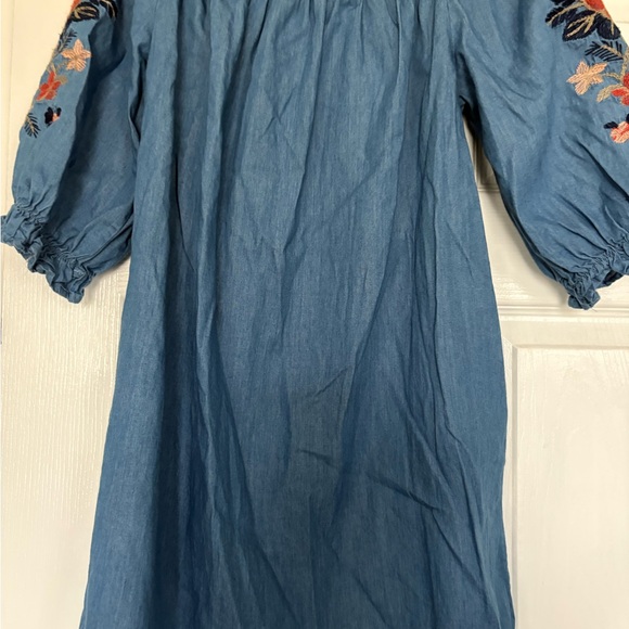 Embroidered Blue Denim Blouse - Picture 5 of 7